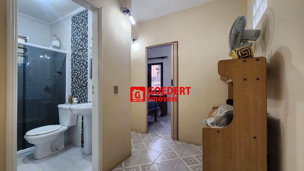 Sobrado à venda com 3 quartos, 183m² - Foto 14