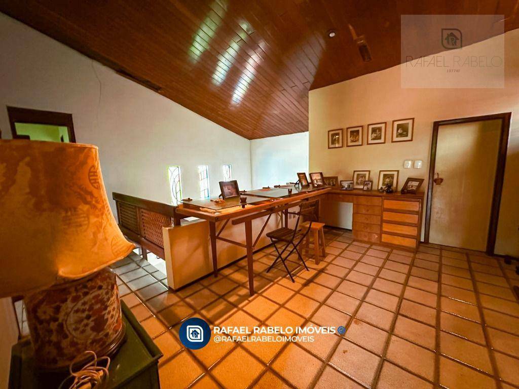 Casa à venda com 4 quartos, 230m² - Foto 16