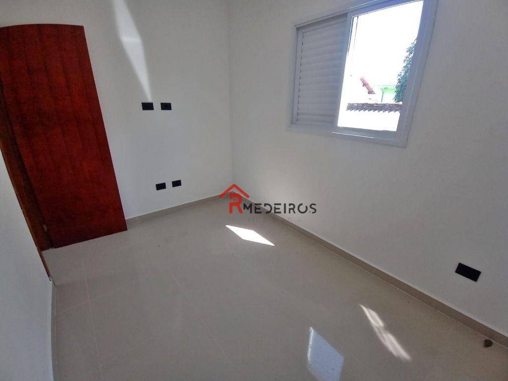 Casa à venda com 2 quartos, 61m² - Foto 9