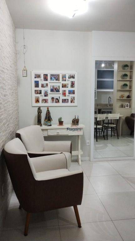 Apartamento à venda com 3 quartos, 74m² - Foto 3