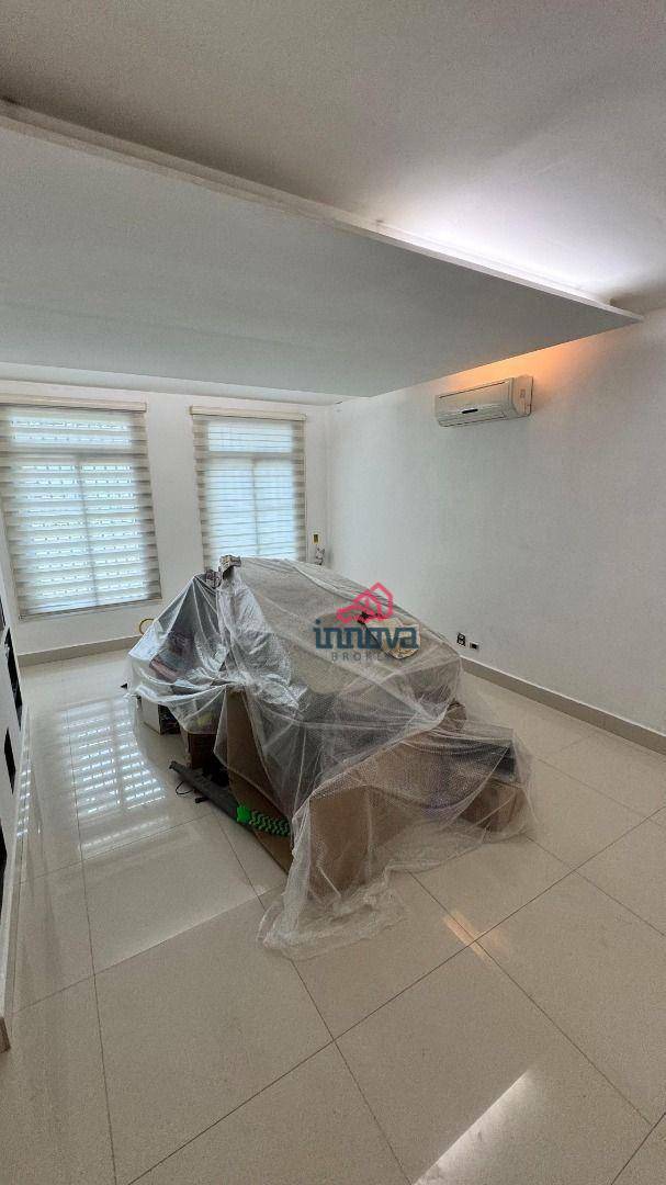 Sobrado à venda e aluguel com 3 quartos, 240m² - Foto 3