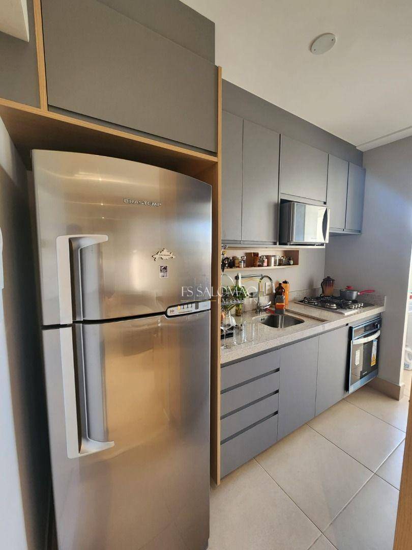 Apartamento à venda com 2 quartos, 61m² - Foto 14