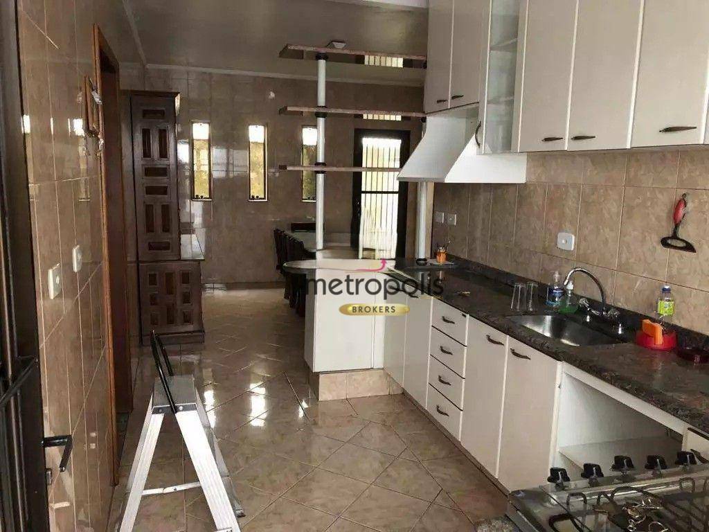 Casa à venda com 3 quartos, 301m² - Foto 7