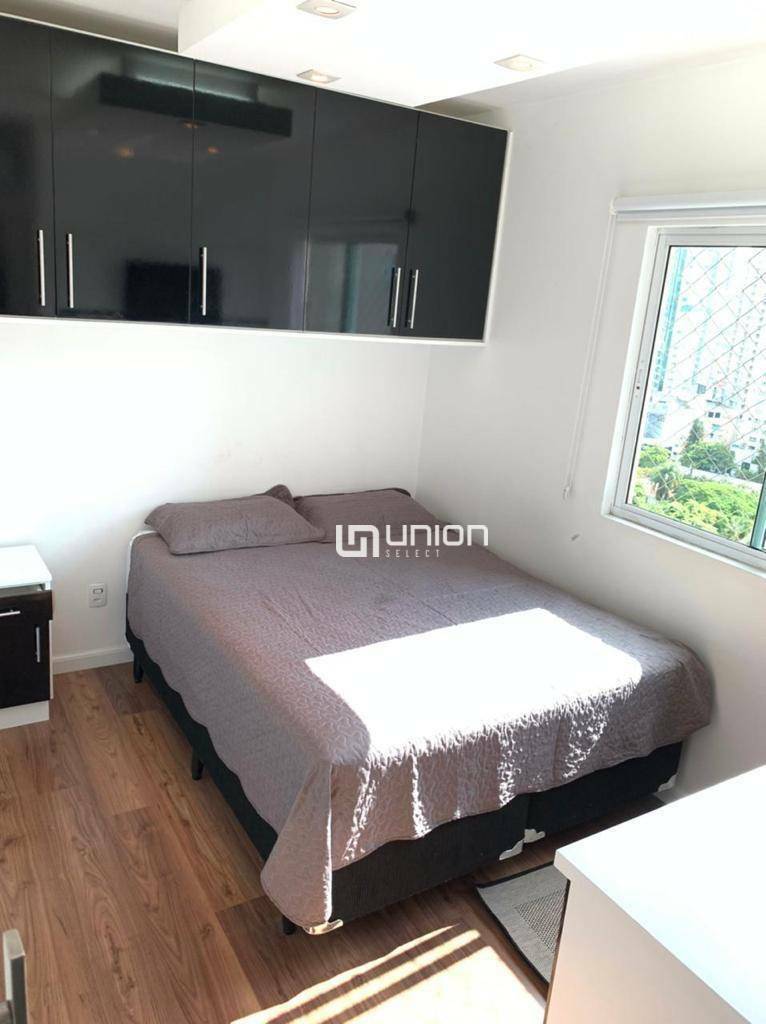 Apartamento à venda com 3 quartos, 137m² - Foto 25