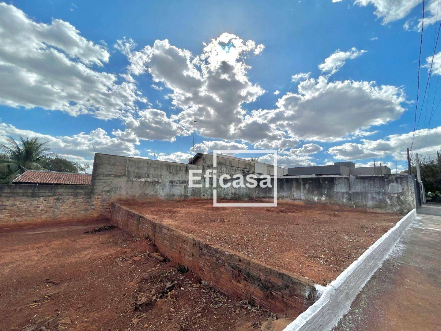 Terreno à venda, 390M2 - Foto 1