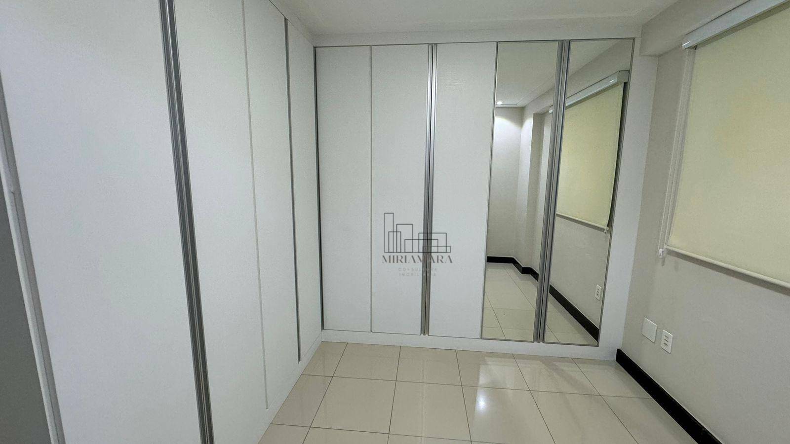 Cobertura à venda com 3 quartos, 214m² - Foto 12