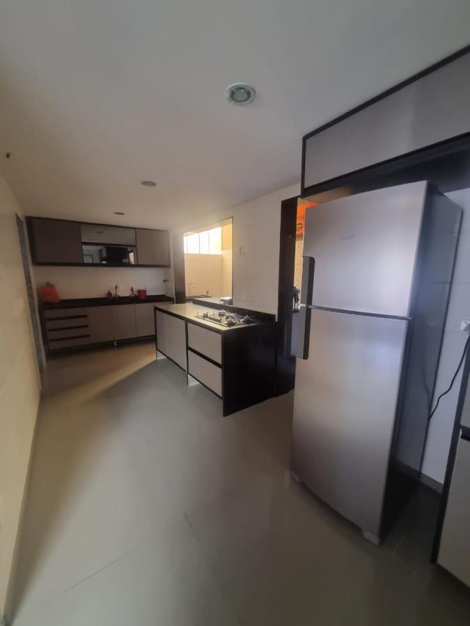 Casa de Condomínio à venda com 4 quartos, 215m² - Foto 18