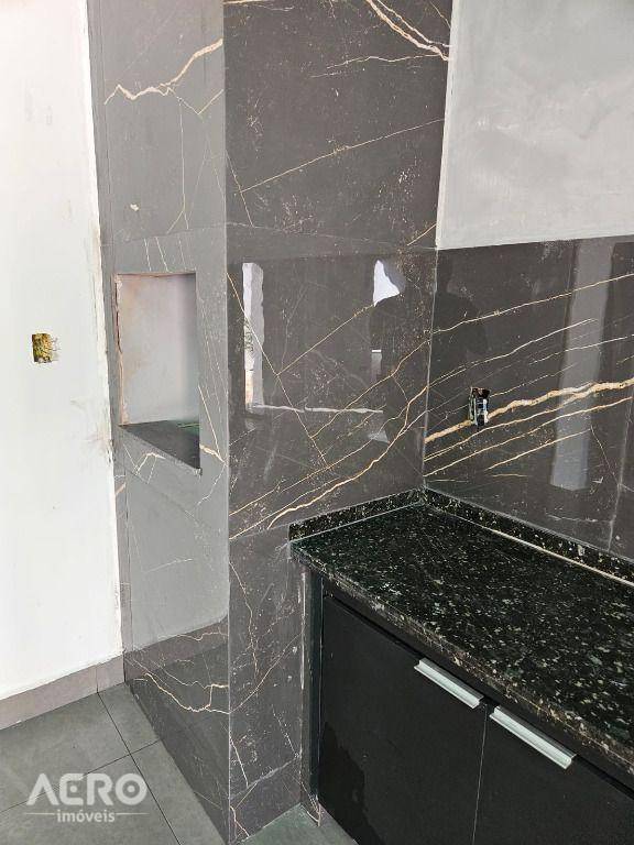 Casa à venda com 1 quarto, 70m² - Foto 7