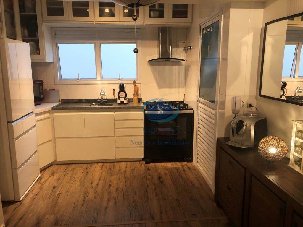 Apartamento à venda com 3 quartos, 70m² - Foto 2