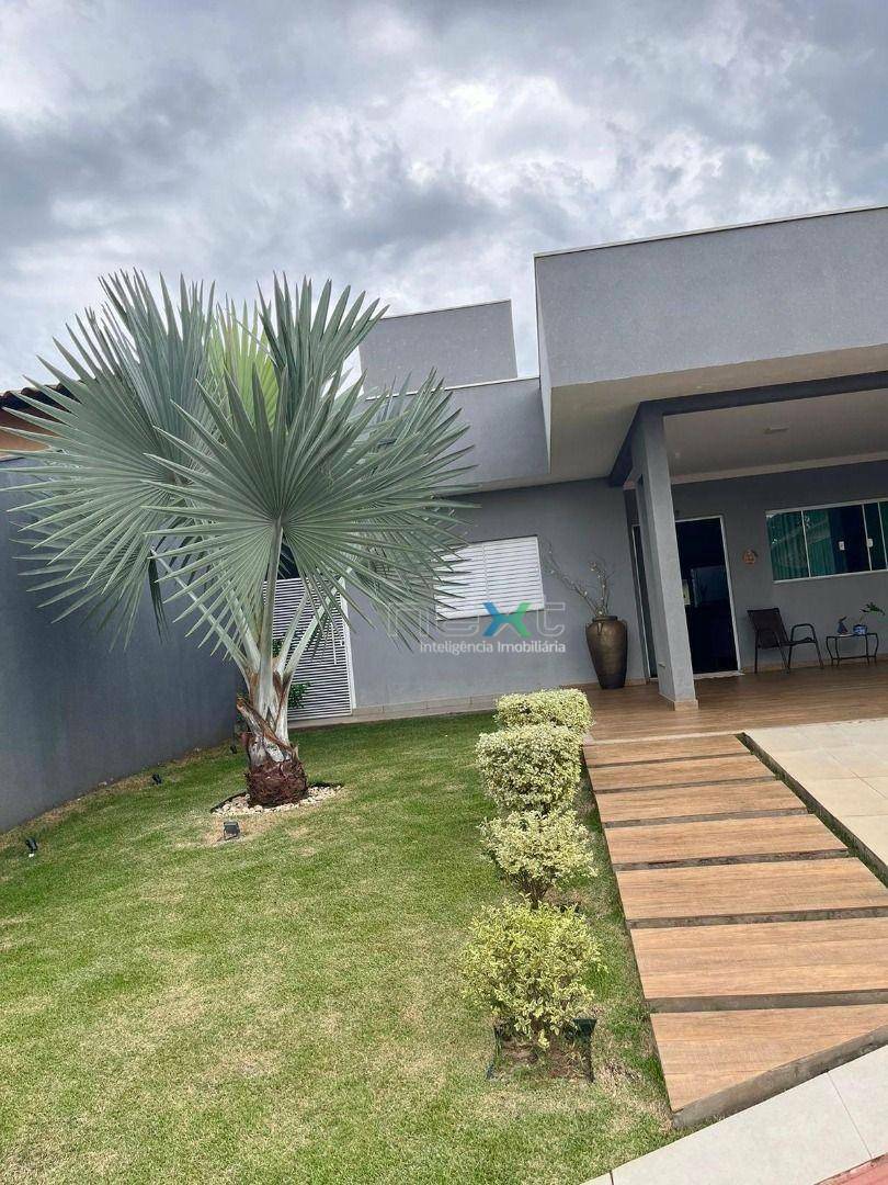 Casa à venda com 3 quartos, 138m² - Foto 2