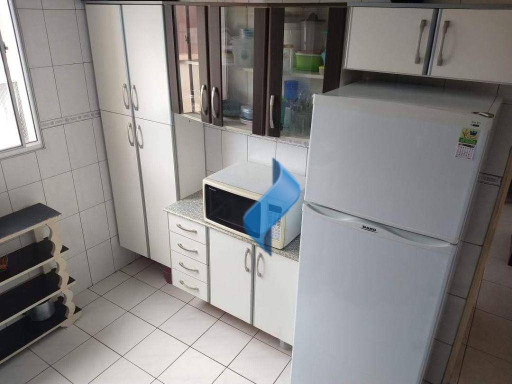 Apartamento à venda com 2 quartos, 69m² - Foto 7