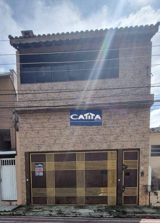 Sobrado à venda com 4 quartos, 200m² - Foto 2