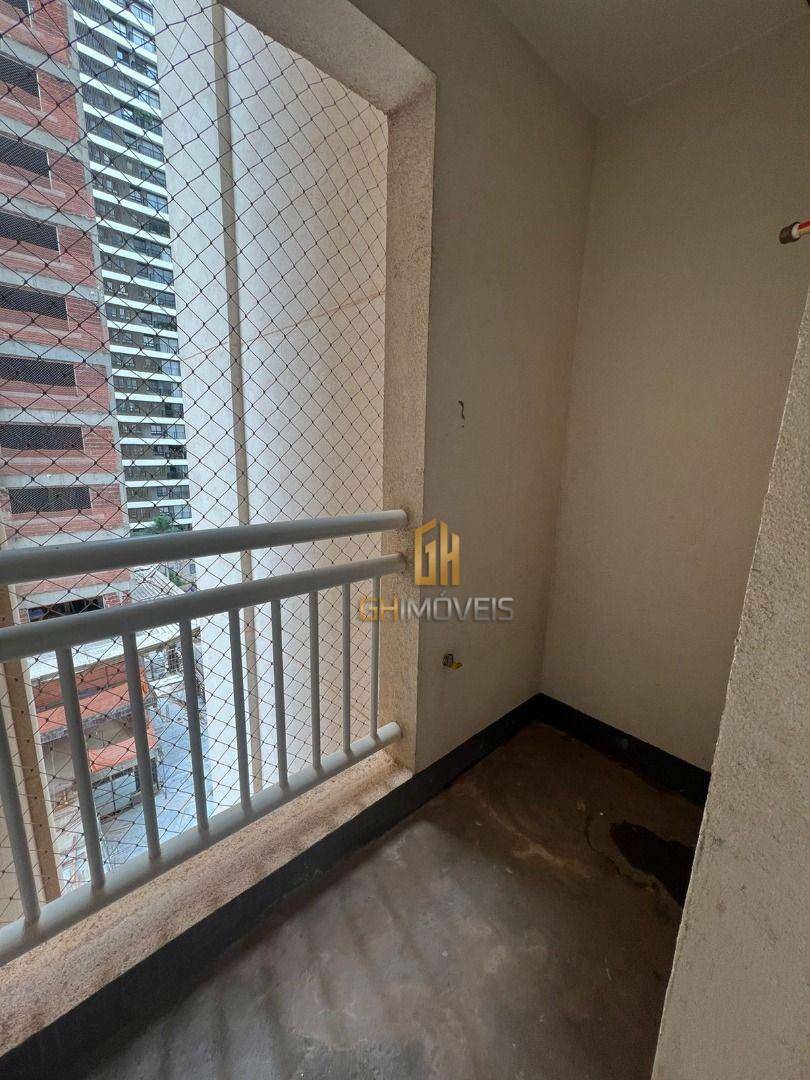 Apartamento à venda com 4 quartos, 216m² - Foto 28