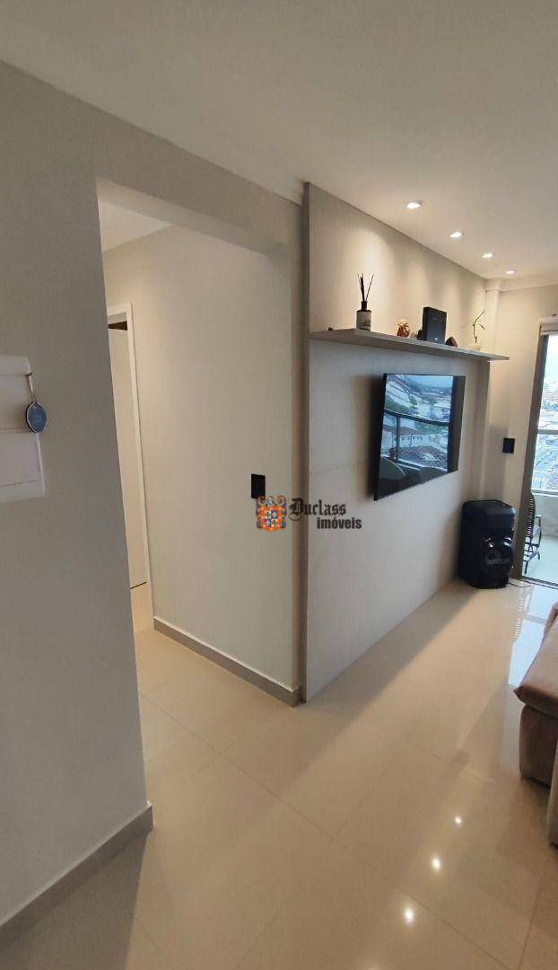 Apartamento à venda com 2 quartos, 63m² - Foto 9