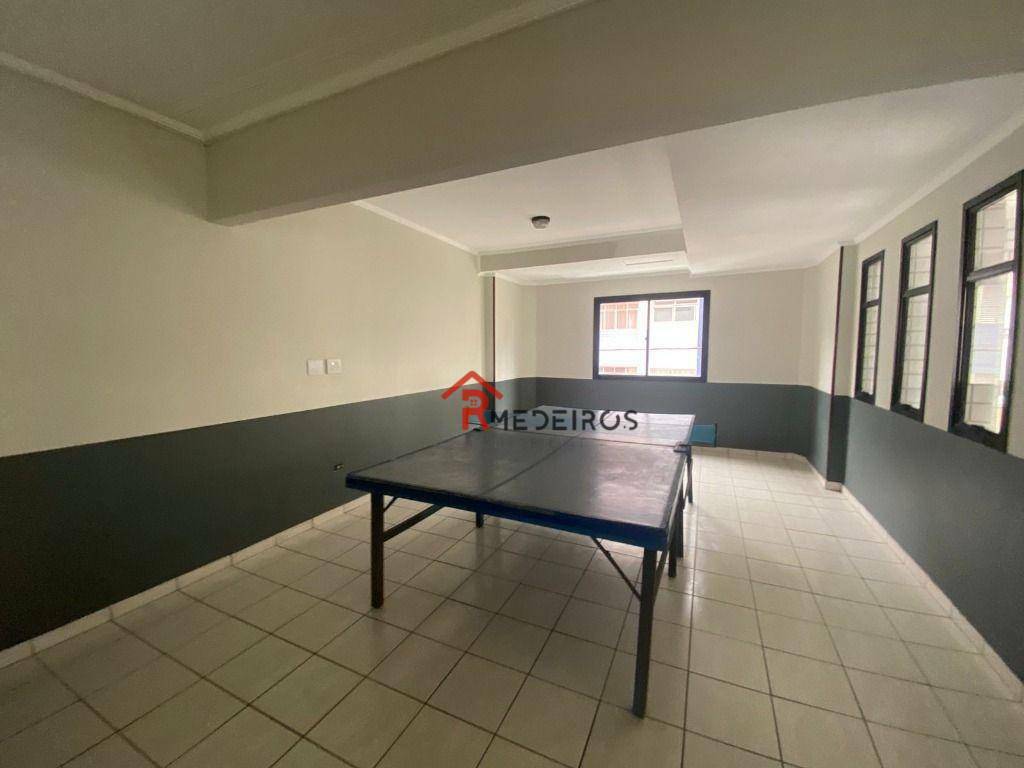 Apartamento à venda com 1 quarto, 60m² - Foto 17