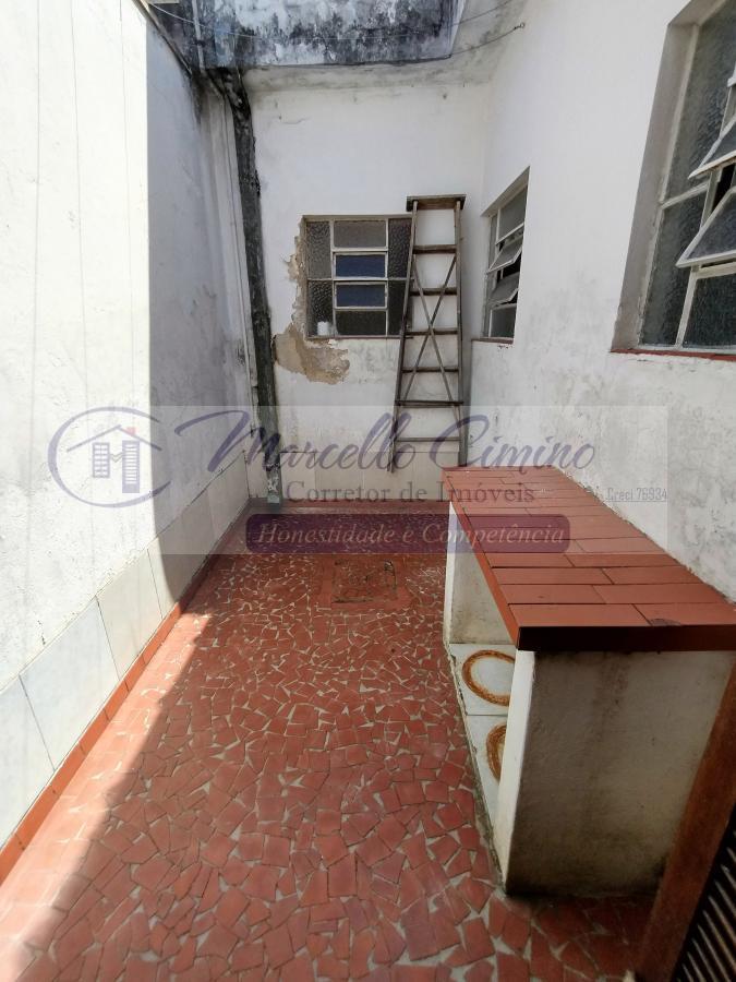 Casa à venda com 2 quartos, 131m² - Foto 8