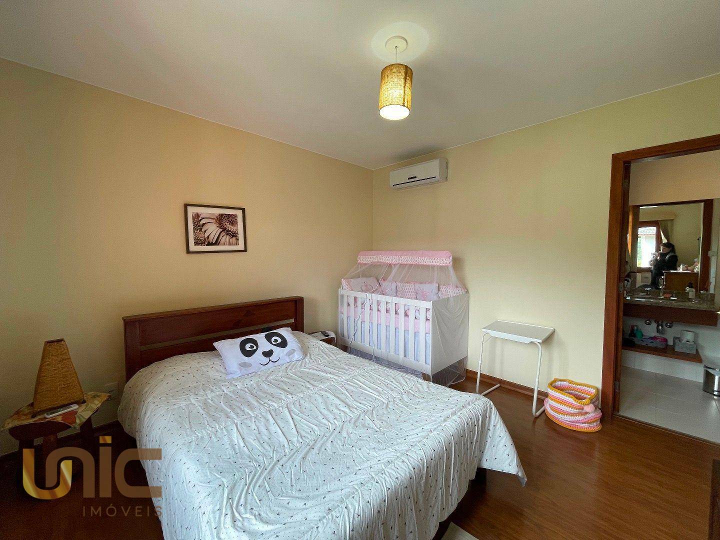 Casa de Condomínio à venda com 3 quartos, 220m² - Foto 35