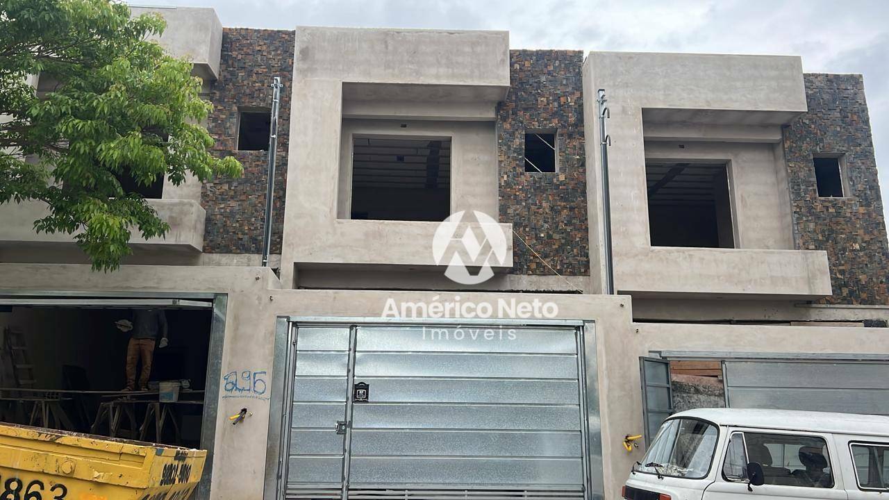 Sobrado à venda com 3 quartos, 205m² - Foto 3