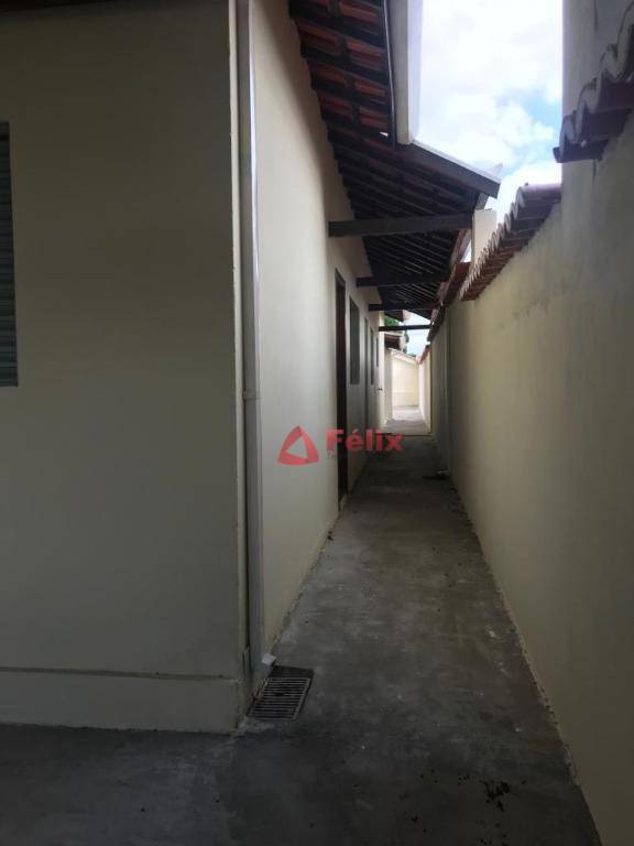 Casa à venda com 2 quartos, 130m² - Foto 10