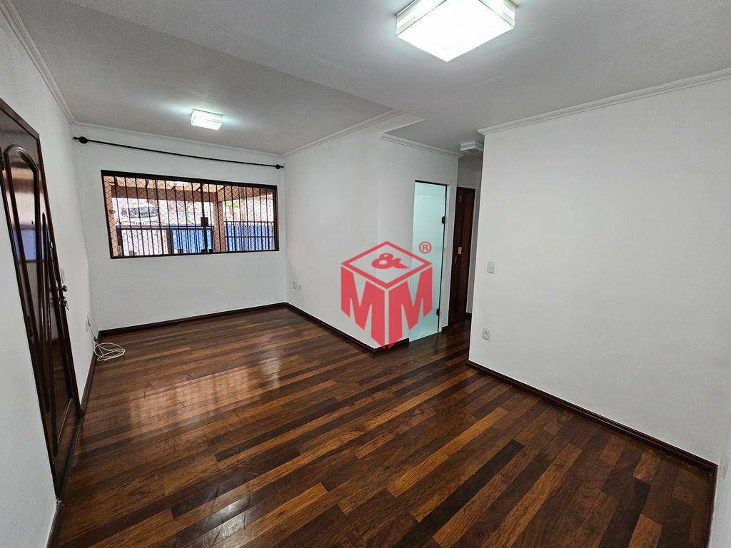 Apartamento à venda com 2 quartos, 72m² - Foto 2