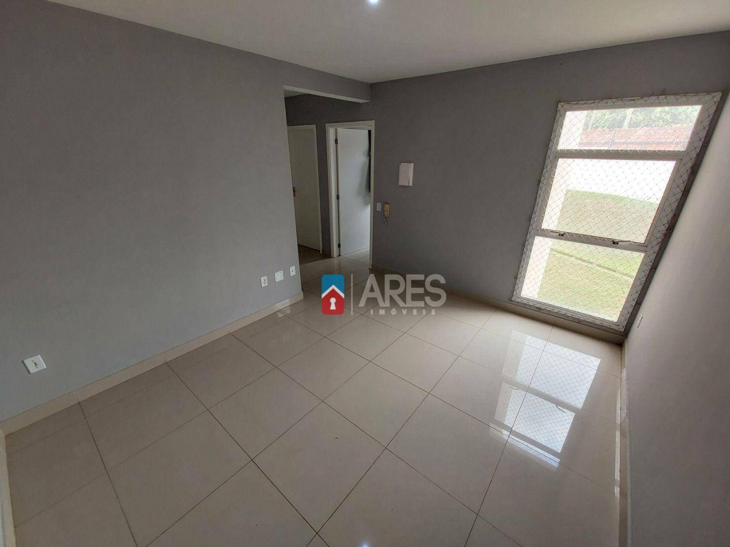 Apartamento à venda com 2 quartos, 49m² - Foto 2