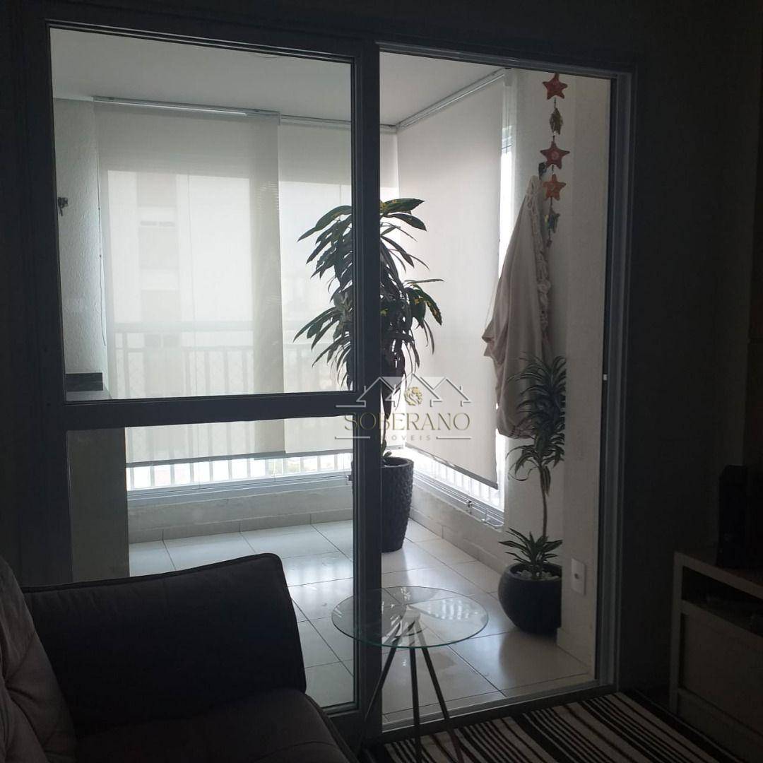 Apartamento à venda com 2 quartos, 68m² - Foto 3