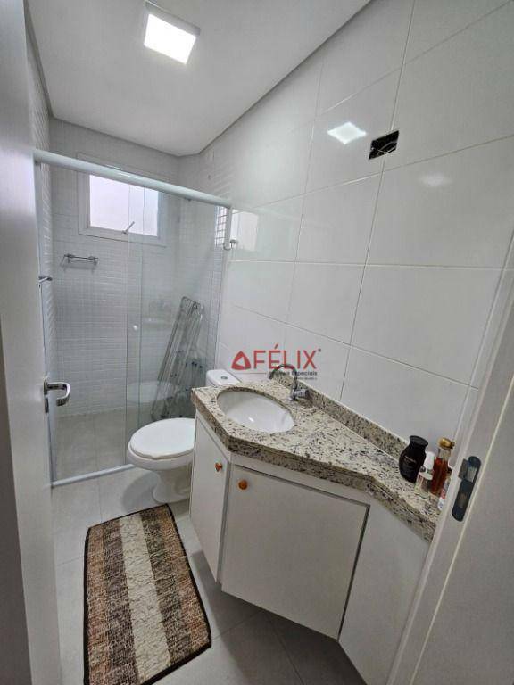 Apartamento à venda com 2 quartos, 67m² - Foto 11