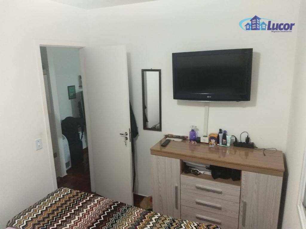 Apartamento à venda com 2 quartos, 63m² - Foto 11