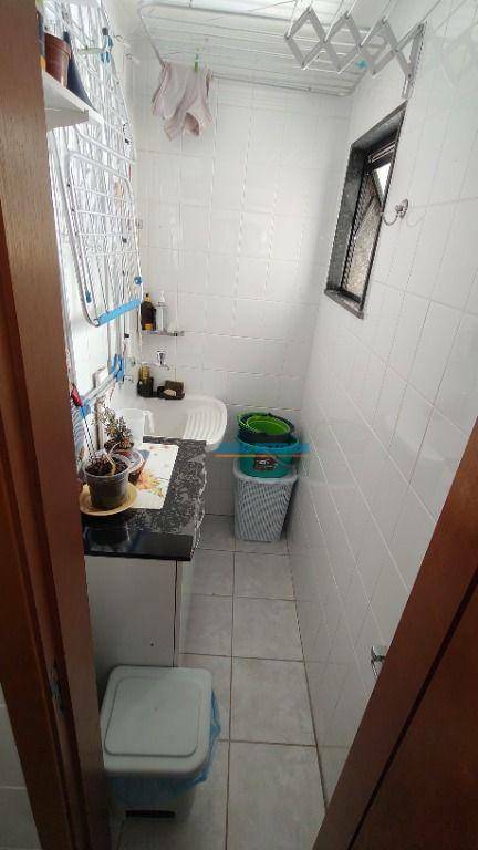 Apartamento à venda com 2 quartos, 119m² - Foto 35