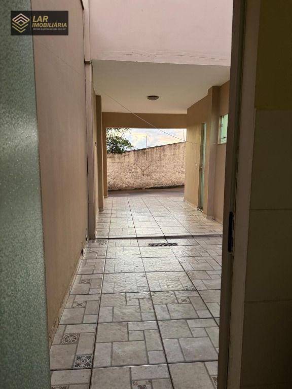 Casa de Condomínio para alugar com 2 quartos, 110m² - Foto 5