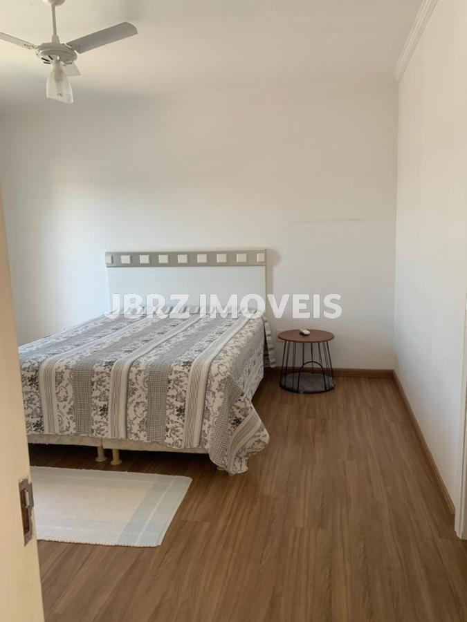 Casa à venda com 3 quartos, 305m² - Foto 17