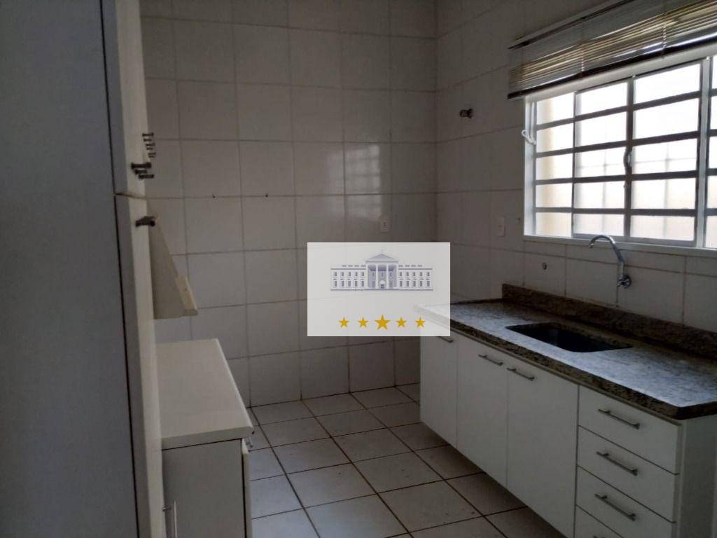 Casa à venda com 3 quartos, 138m² - Foto 12