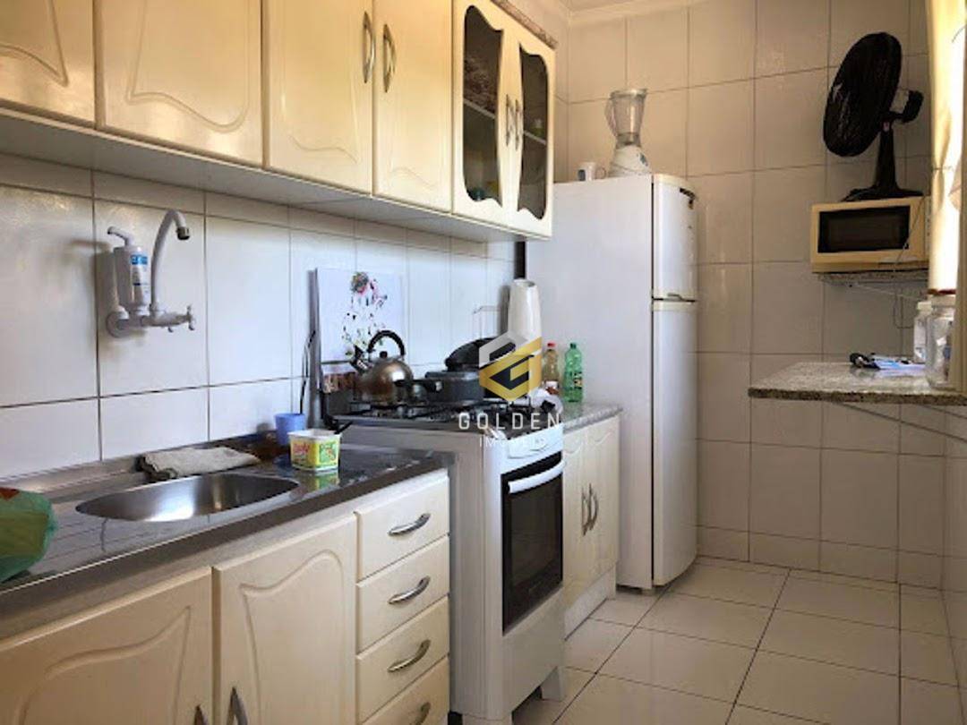 Casa à venda com 2 quartos, 104m² - Foto 13