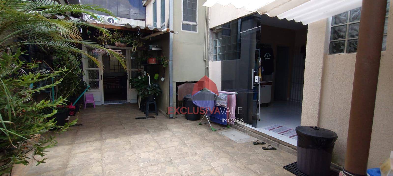 Casa à venda com 5 quartos, 290m² - Foto 16