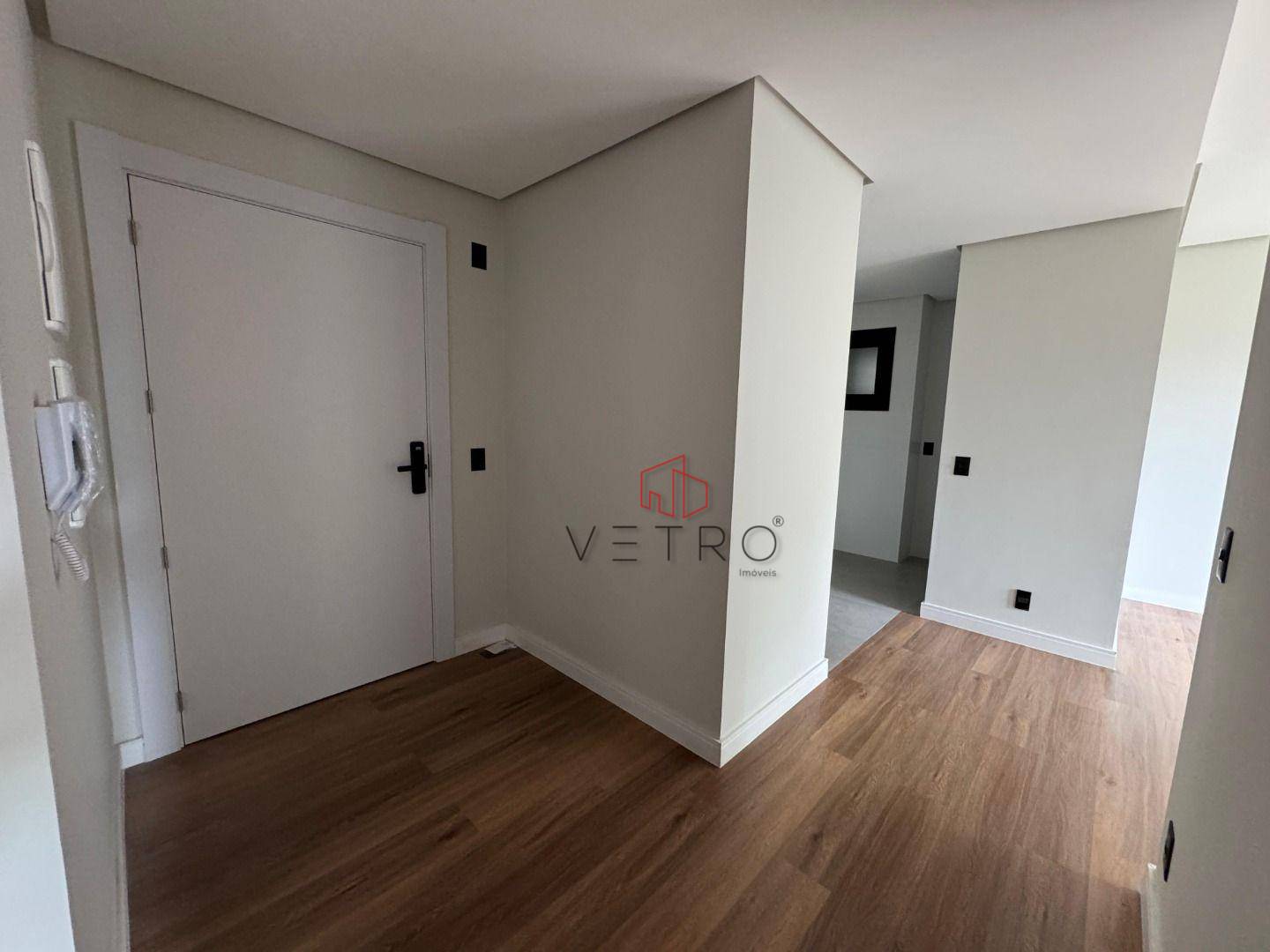 Apartamento à venda com 2 quartos, 79m² - Foto 2