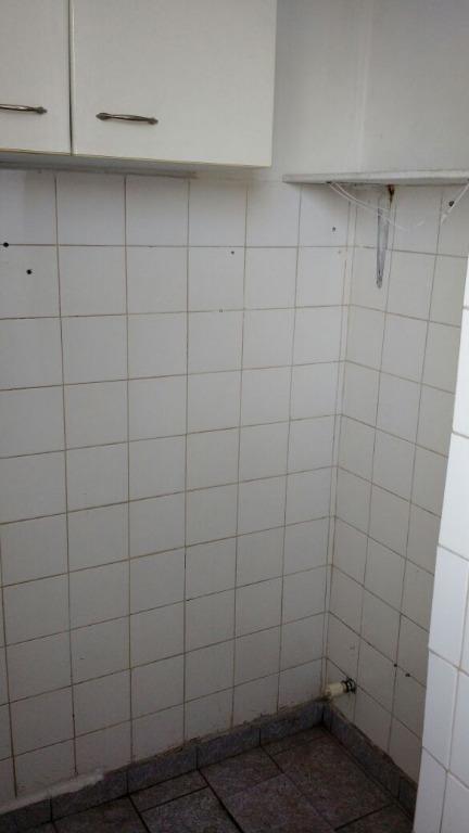 Apartamento à venda com 2 quartos, 69m² - Foto 11