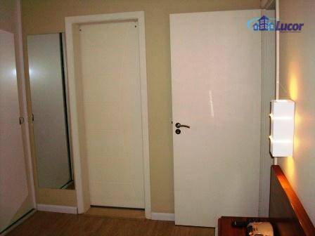 Apartamento à venda com 3 quartos, 122m² - Foto 12