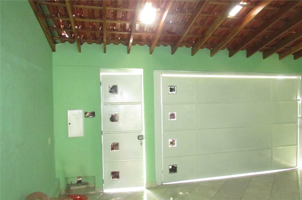 Casa à venda com 2 quartos, 156m² - Foto 5