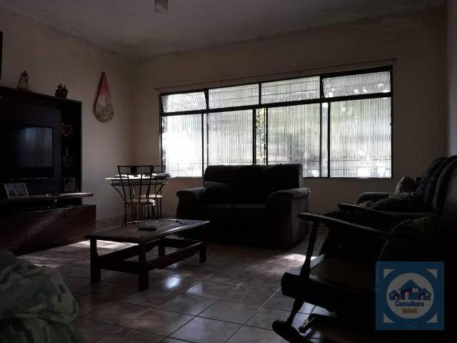 Casa de Condomínio à venda com 4 quartos, 339m² - Foto 2