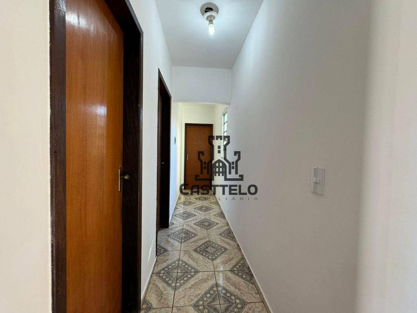 Casa à venda com 2 quartos, 80m² - Foto 13