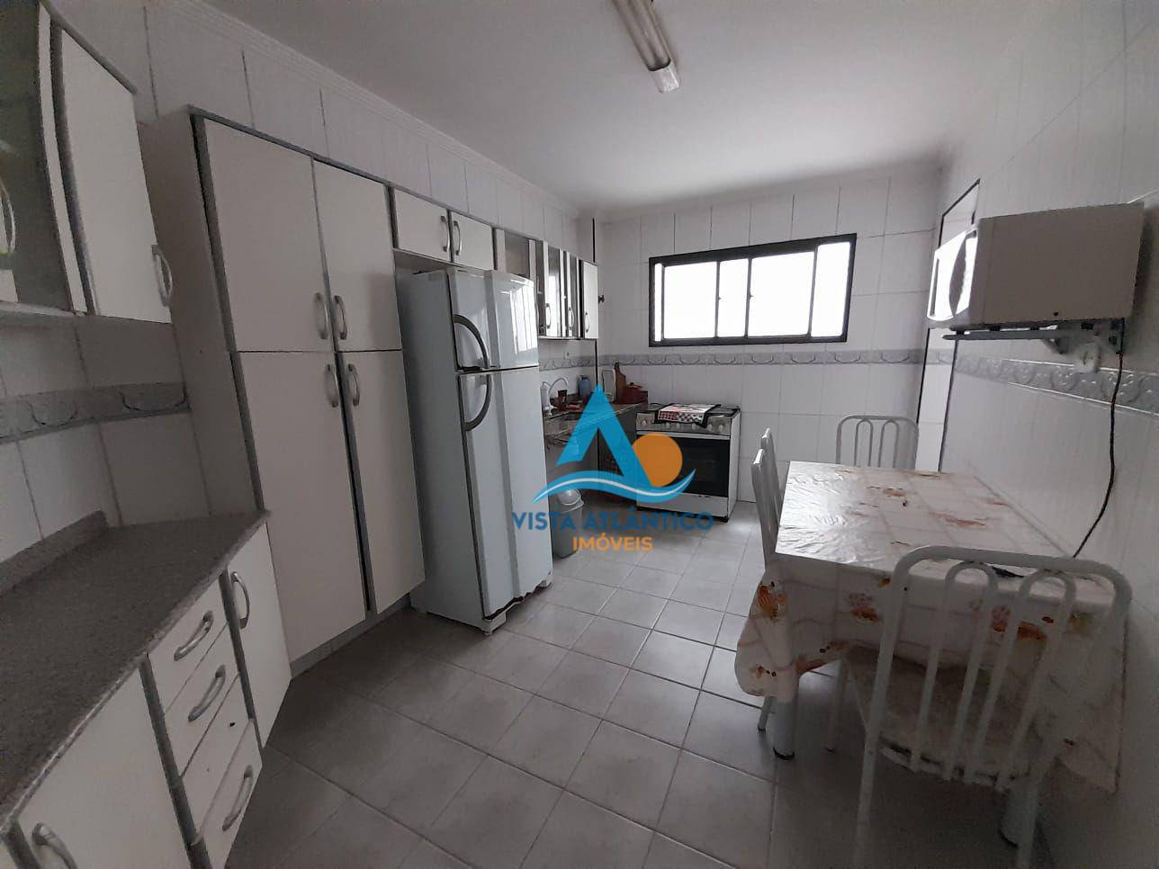 Apartamento à venda com 2 quartos, 70m² - Foto 6