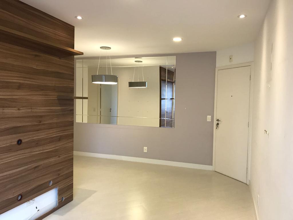 Apartamento à venda com 3 quartos, 72m² - Foto 3