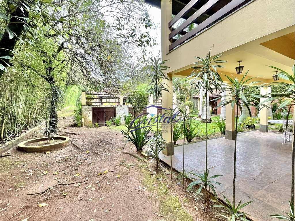 Casa de Condomínio à venda com 4 quartos, 428m² - Foto 11