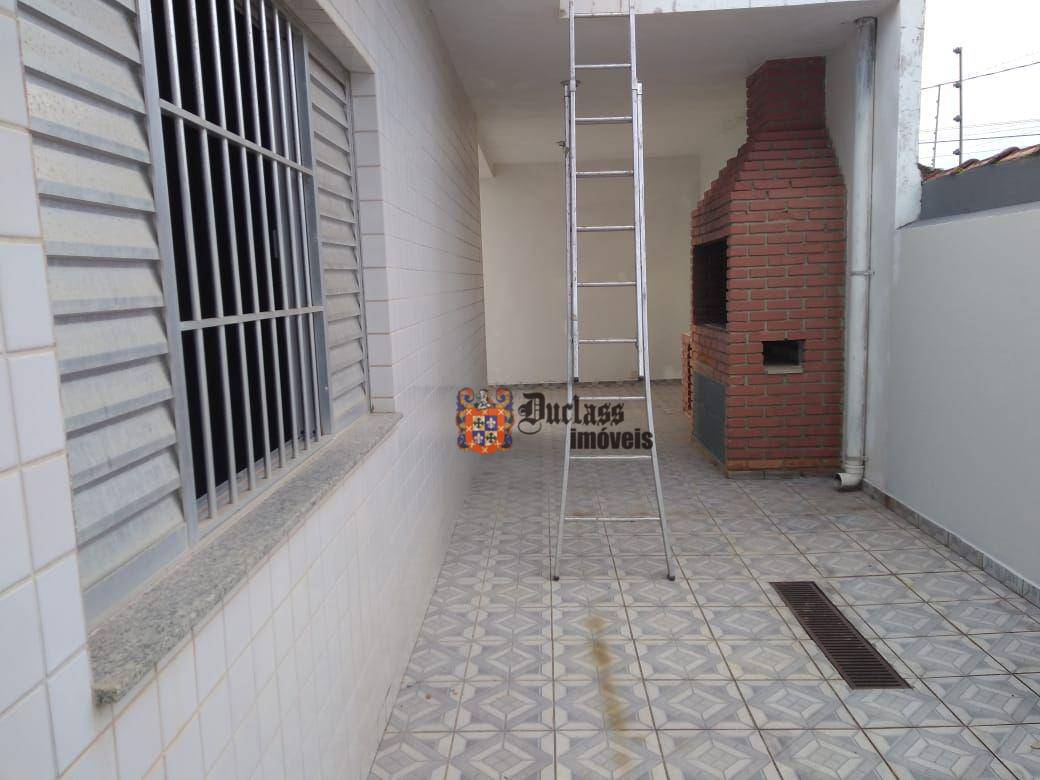 Casa à venda com 3 quartos, 132m² - Foto 15