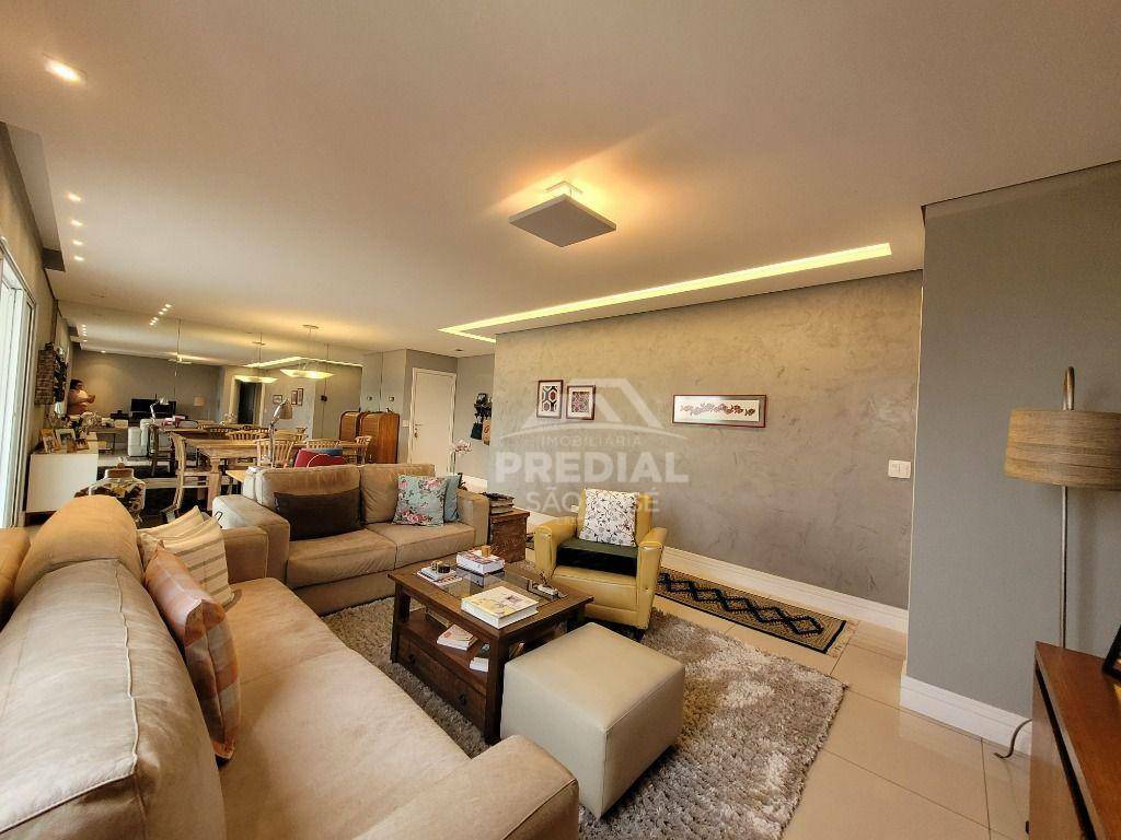 Apartamento à venda com 3 quartos, 144m² - Foto 4