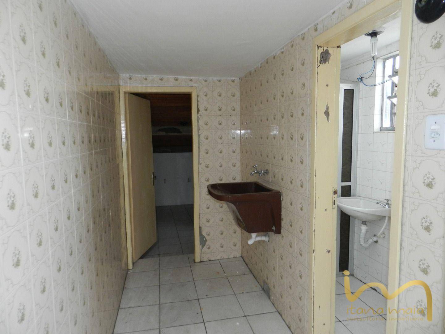 Casa à venda com 3 quartos, 260M2 - Foto 3