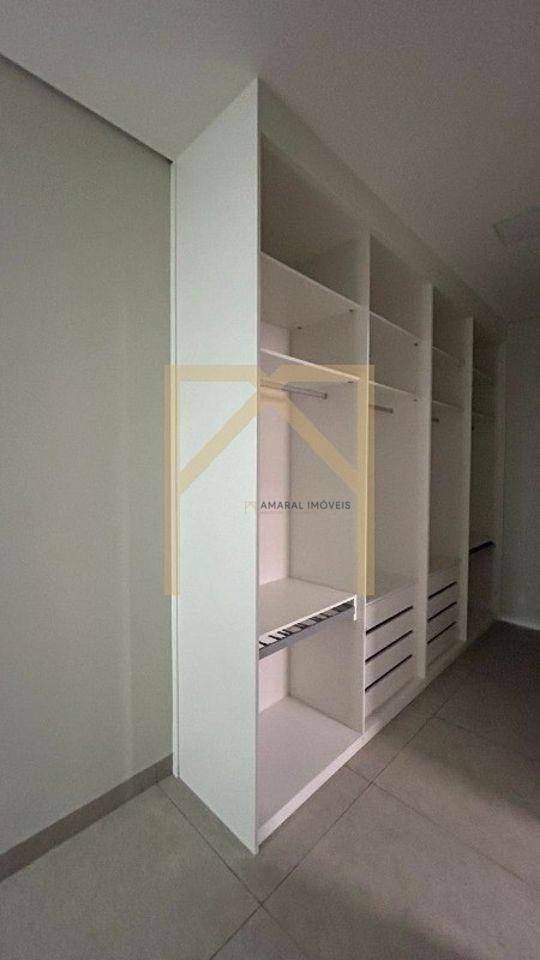 Casa à venda com 3 quartos, 200m² - Foto 12