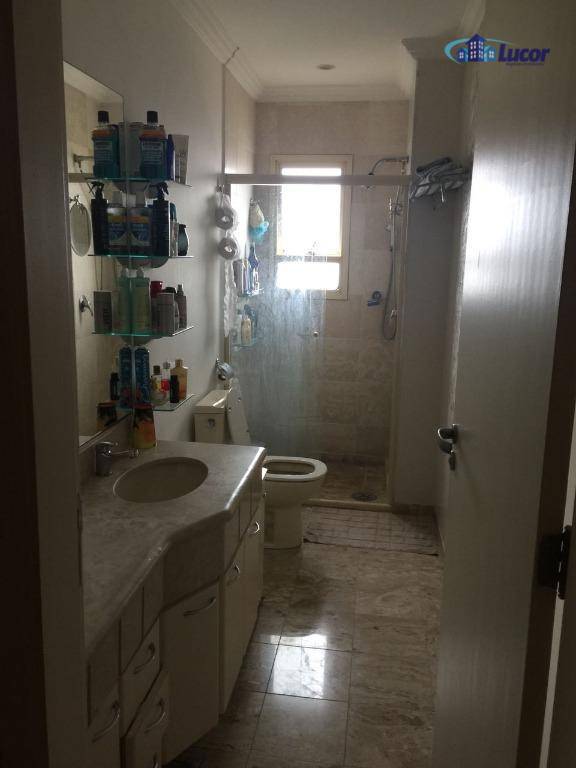 Apartamento à venda com 3 quartos, 129m² - Foto 19