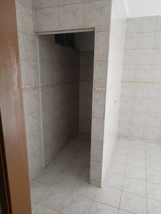 Sobrado à venda com 3 quartos, 200m² - Foto 3