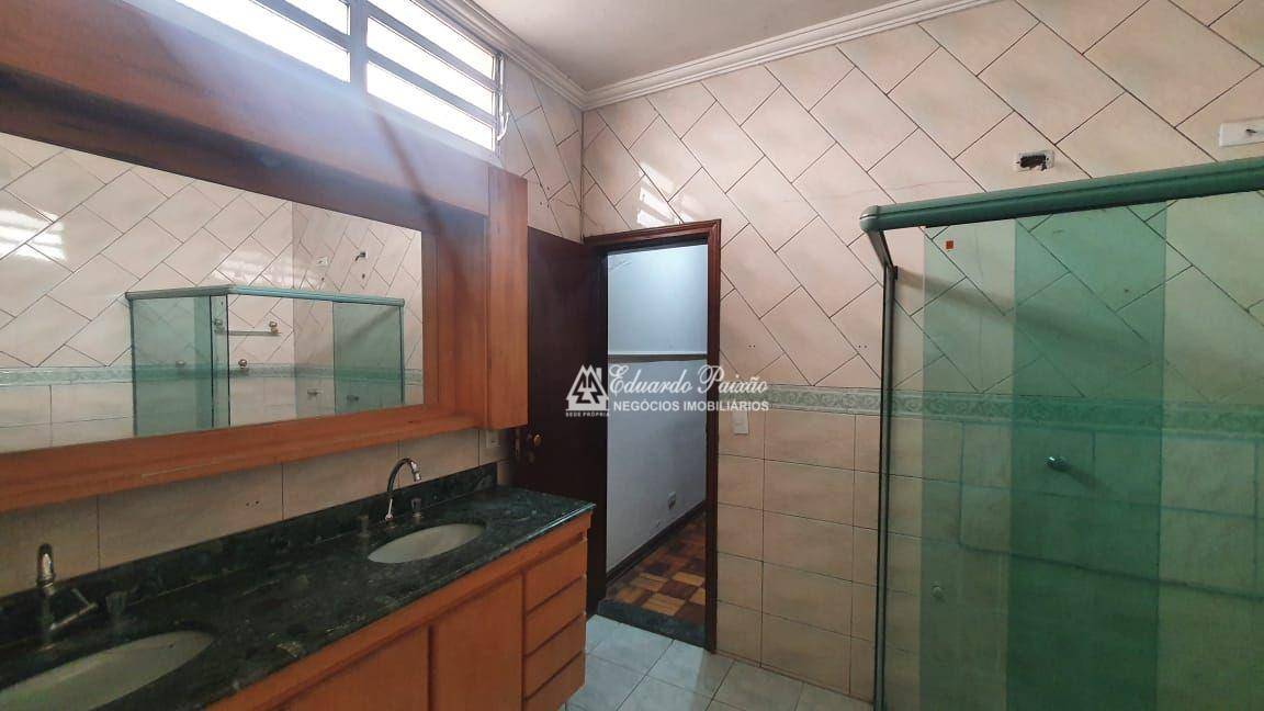 Casa para alugar com 3 quartos, 250m² - Foto 34